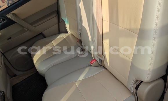 Acheter Occasion Voiture Toyota Highlander Blanc à Ouagadougou, Burkina-Faso Acheter Occasion Voiture Toyota Highlander Blanc à Ouagadougou, Burkina-Faso
