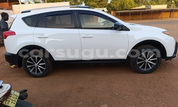 Acheter Occasion Voiture Toyota RAV4 Blanc à Ouagadougou, Burkina-Faso Acheter Occasion Voiture Toyota RAV4 Blanc à Ouagadougou, Burkina-Faso