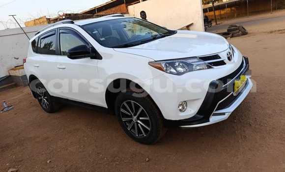 Acheter Occasion Voiture Toyota RAV4 Blanc à Ouagadougou, Burkina-Faso Acheter Occasion Voiture Toyota RAV4 Blanc à Ouagadougou, Burkina-Faso