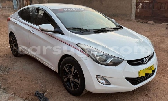Acheter Occasion Voiture Hyundai Elantra Blanc à Ouagadougou, Burkina-Faso Acheter Occasion Voiture Hyundai Elantra Blanc à Ouagadougou, Burkina-Faso