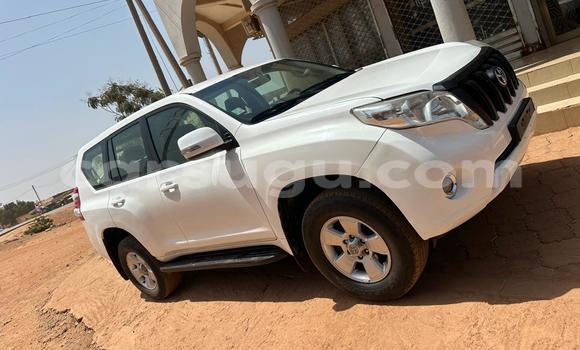 Acheter Import Voiture Toyota Land Cruiser Prado Blanc à Ouagadougou, Burkina-Faso Acheter Import Voiture Toyota Land Cruiser Prado Blanc à Ouagadougou, Burkina-Faso