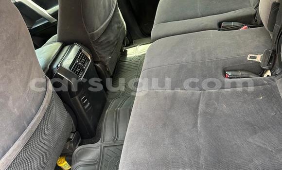 Acheter Import Voiture Toyota Land Cruiser Prado Blanc à Ouagadougou, Burkina-Faso Acheter Import Voiture Toyota Land Cruiser Prado Blanc à Ouagadougou, Burkina-Faso