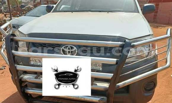 Sayi Na hannu Toyota Hilux Sauran Mota in Ouagadougou a Burkina Faso Sayi Na hannu Toyota Hilux Sauran Mota in Ouagadougou a Burkina Faso