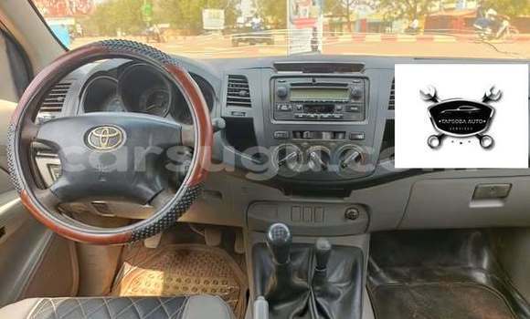 Sayi Na hannu Toyota Hilux Sauran Mota in Ouagadougou a Burkina Faso Sayi Na hannu Toyota Hilux Sauran Mota in Ouagadougou a Burkina Faso