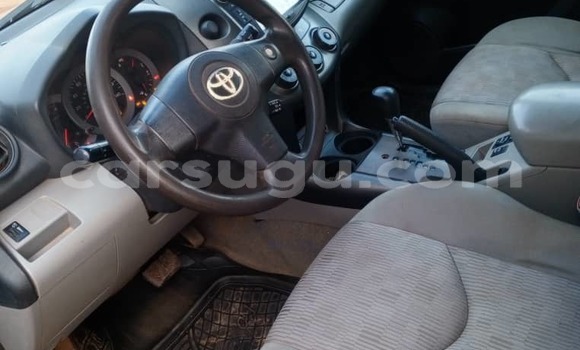 Acheter Occasion Voiture Toyota RAV4 Bleu à Ouagadougou, Burkina-Faso Acheter Occasion Voiture Toyota RAV4 Bleu à Ouagadougou, Burkina-Faso