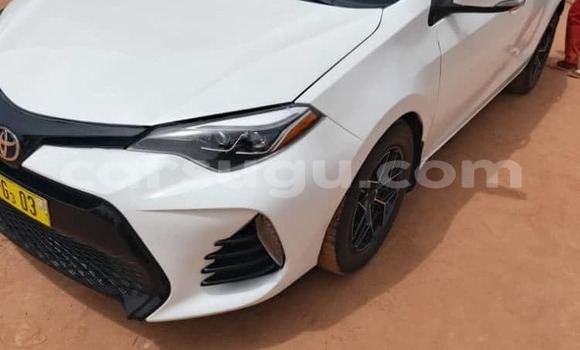 Acheter Occasion Voiture Toyota Corolla Blanc à Ouagadougou, Burkina-Faso Acheter Occasion Voiture Toyota Corolla Blanc à Ouagadougou, Burkina-Faso