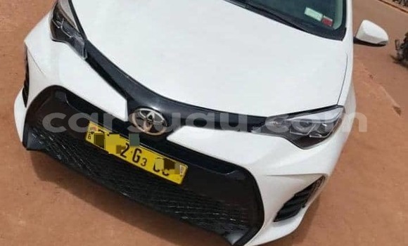 Acheter Occasion Voiture Toyota Corolla Blanc à Ouagadougou, Burkina-Faso Acheter Occasion Voiture Toyota Corolla Blanc à Ouagadougou, Burkina-Faso
