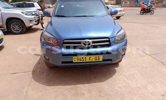 Acheter Occasion Voiture Toyota RAV4 Bleu à Ouagadougou, Burkina-Faso Acheter Occasion Voiture Toyota RAV4 Bleu à Ouagadougou, Burkina-Faso
