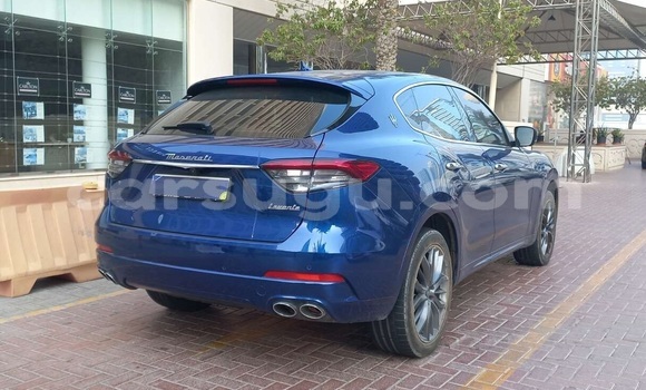 Sayi Na hannu Maserati Levante Blue Mota in Ouagadougou a Burkina Faso Sayi Na hannu Maserati Levante Blue Mota in Ouagadougou a Burkina Faso