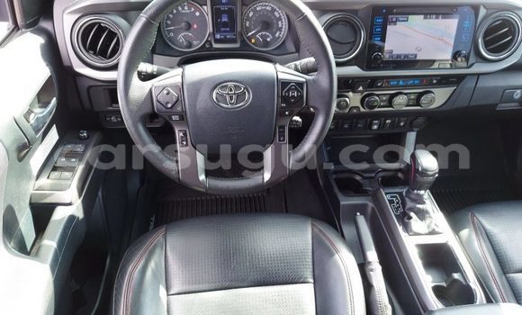 Acheter Occasion Voiture Toyota Tacoma Noir à Dedougou, Mouhoun Acheter Occasion Voiture Toyota Tacoma Noir à Dedougou, Mouhoun