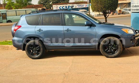 Acheter Occasion Voiture Toyota RAV4 Bleu à Ouagadougou, Burkina-Faso Acheter Occasion Voiture Toyota RAV4 Bleu à Ouagadougou, Burkina-Faso