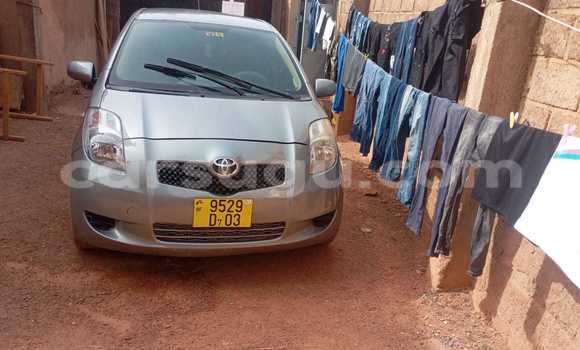 Acheter Occasion Voiture Toyota Yaris Gris à Ouagadougou, Burkina-Faso Acheter Occasion Voiture Toyota Yaris Gris à Ouagadougou, Burkina-Faso
