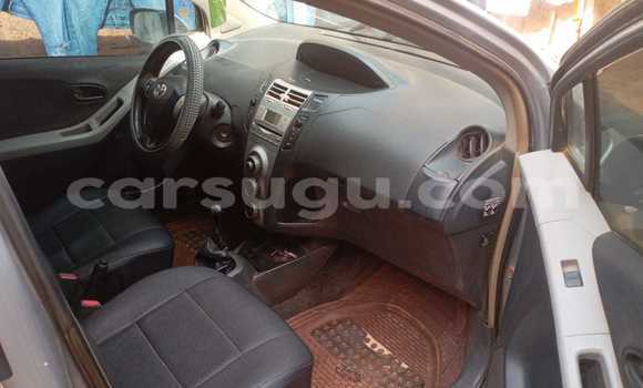 Acheter Occasion Voiture Toyota Yaris Gris à Ouagadougou, Burkina-Faso Acheter Occasion Voiture Toyota Yaris Gris à Ouagadougou, Burkina-Faso