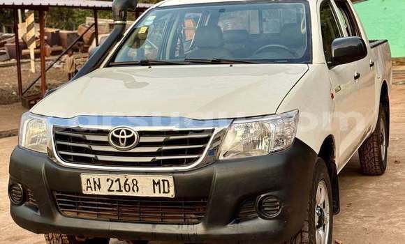 Buy Used Toyota Hilux White Car in Ouagadougou in Burkina Faso Buy Used Toyota Hilux White Car in Ouagadougou in Burkina Faso