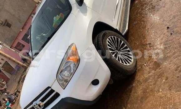 Buy Used Toyota RAV4 White Car in Ouagadougou in Burkina Faso Buy Used Toyota RAV4 White Car in Ouagadougou in Burkina Faso