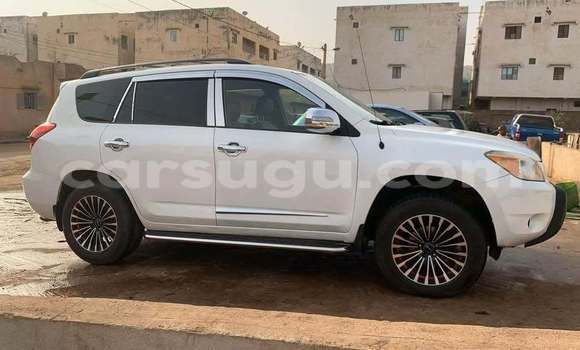 Buy Used Toyota RAV4 White Car in Ouagadougou in Burkina Faso Buy Used Toyota RAV4 White Car in Ouagadougou in Burkina Faso