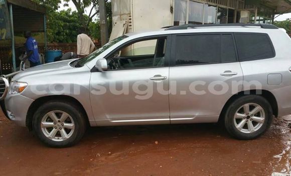 Acheter Occasion Voiture Toyota Highlander Gris à Ouagadougou, Burkina-Faso Acheter Occasion Voiture Toyota Highlander Gris à Ouagadougou, Burkina-Faso