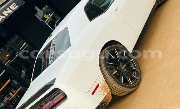 Acheter Import Voiture Dodge Challenger Blanc à Ouagadougou, Burkina-Faso Acheter Import Voiture Dodge Challenger Blanc à Ouagadougou, Burkina-Faso