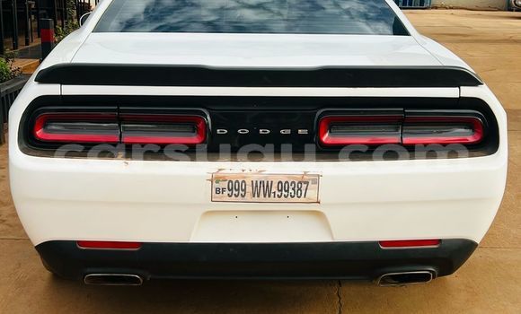 Acheter Import Voiture Dodge Challenger Blanc à Ouagadougou, Burkina-Faso Acheter Import Voiture Dodge Challenger Blanc à Ouagadougou, Burkina-Faso
