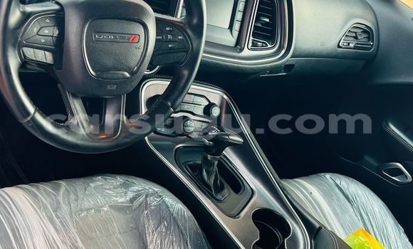 Acheter Import Voiture Dodge Challenger Blanc à Ouagadougou, Burkina-Faso Acheter Import Voiture Dodge Challenger Blanc à Ouagadougou, Burkina-Faso