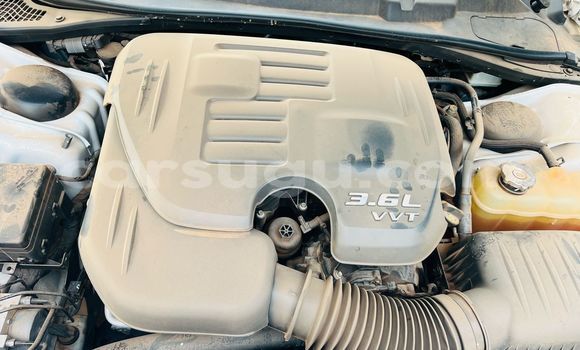 Acheter Import Voiture Dodge Challenger Blanc à Ouagadougou, Burkina-Faso Acheter Import Voiture Dodge Challenger Blanc à Ouagadougou, Burkina-Faso