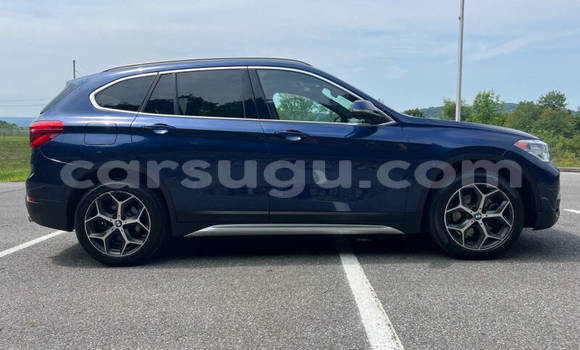 Acheter Occasion Voiture BMW X1 Bleu à Ouagadougou, Burkina-Faso Acheter Occasion Voiture BMW X1 Bleu à Ouagadougou, Burkina-Faso
