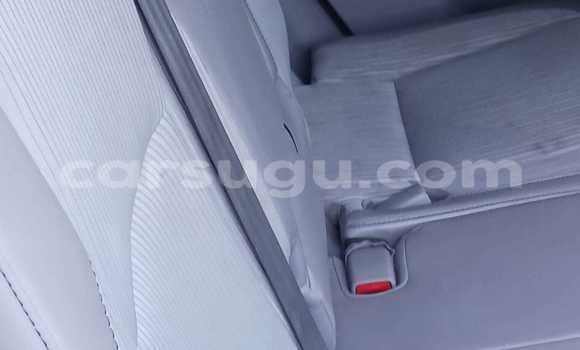 Acheter Neuf Voiture Toyota Highlander Blanc à Ouagadougou, Burkina-Faso Acheter Neuf Voiture Toyota Highlander Blanc à Ouagadougou, Burkina-Faso