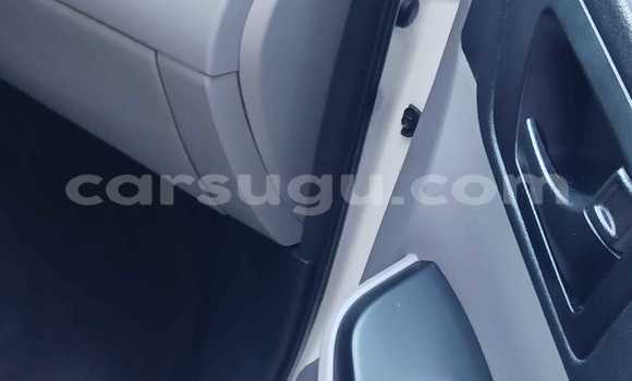 Acheter Neuf Voiture Toyota Highlander Blanc à Ouagadougou, Burkina-Faso Acheter Neuf Voiture Toyota Highlander Blanc à Ouagadougou, Burkina-Faso