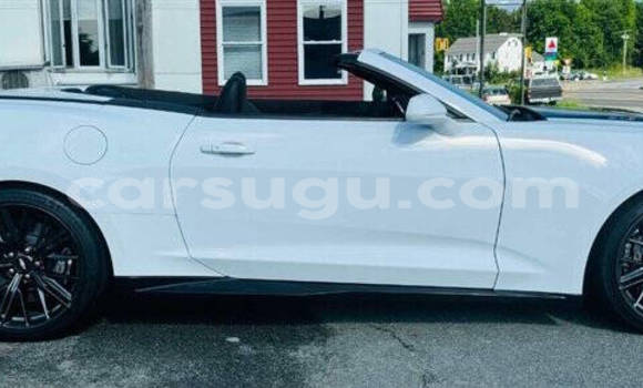 Acheter Occasion Voiture Chevrolet Camaro Blanc à Ouagadougou, Burkina-Faso Acheter Occasion Voiture Chevrolet Camaro Blanc à Ouagadougou, Burkina-Faso