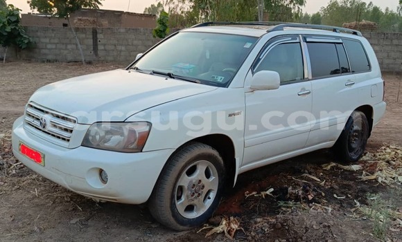 Acheter Occasion Voiture Toyota Highlander Blanc à Ouagadougou, Burkina-Faso