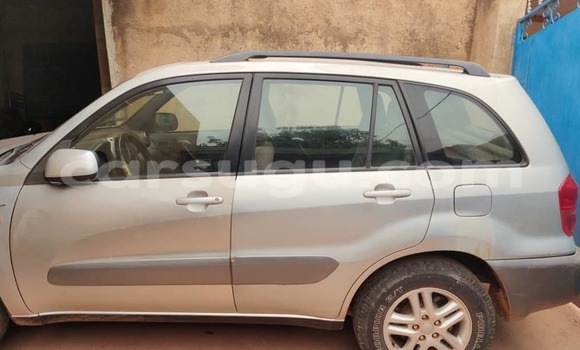 Acheter Occasion Voiture Toyota RAV4 Gris à Ouagadougou, Burkina-Faso Acheter Occasion Voiture Toyota RAV4 Gris à Ouagadougou, Burkina-Faso
