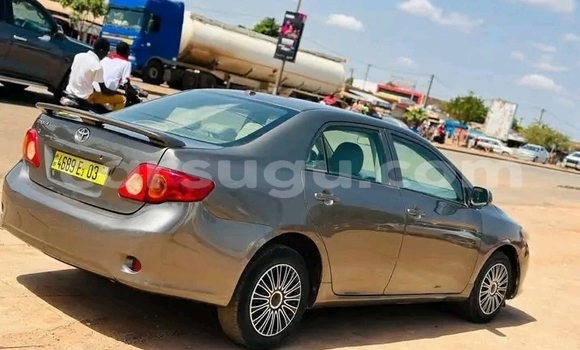 Sayi Na hannu Toyota Corolla White Mota in Fada N'gourma a Burkina Faso Sayi Na hannu Toyota Corolla White Mota in Fada N'gourma a Burkina Faso