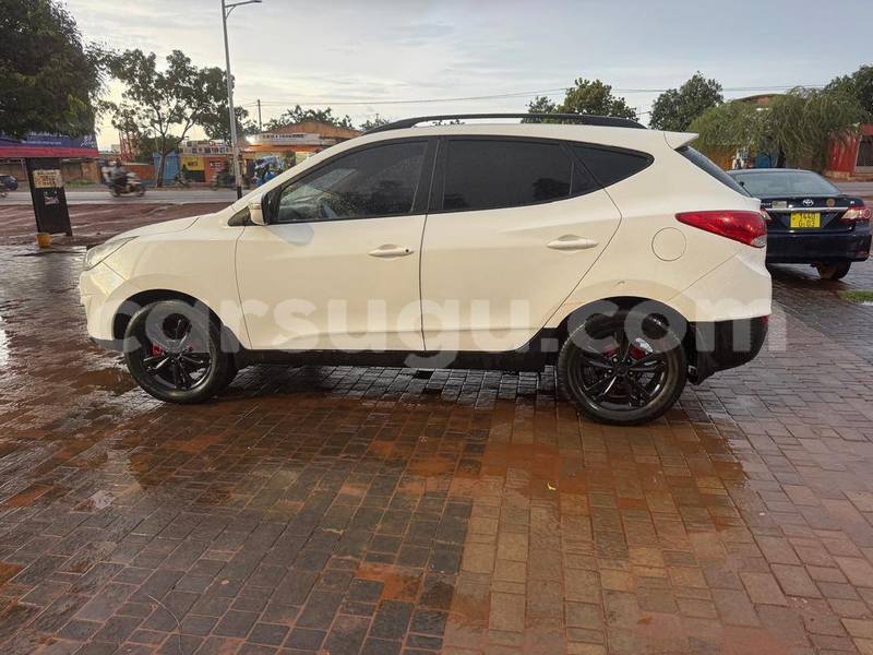 Big with watermark hyundai tucson burkina faso ouagadougou 11085