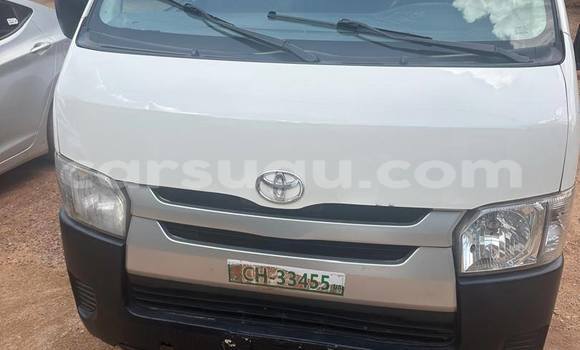 Buy Used Toyota Hiace White Car in Ouahigouya in Burkina Faso Buy Used Toyota Hiace White Car in Ouahigouya in Burkina Faso