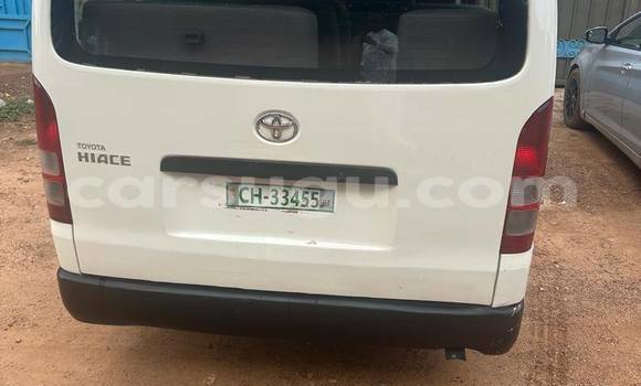 Buy Used Toyota Hiace White Car in Ouahigouya in Burkina Faso Buy Used Toyota Hiace White Car in Ouahigouya in Burkina Faso