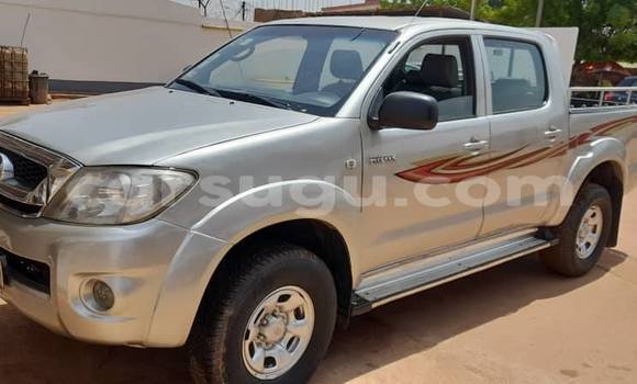Buy Used Toyota Hilux Silver Car in Ouagadougou in Burkina Faso Buy Used Toyota Hilux Silver Car in Ouagadougou in Burkina Faso