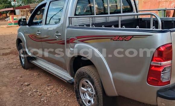 Buy Used Toyota Hilux Silver Car in Ouagadougou in Burkina Faso Buy Used Toyota Hilux Silver Car in Ouagadougou in Burkina Faso