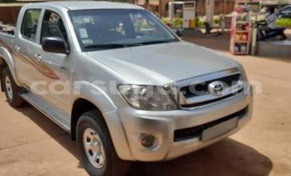 Buy Used Toyota Hilux Silver Car in Ouagadougou in Burkina Faso Buy Used Toyota Hilux Silver Car in Ouagadougou in Burkina Faso