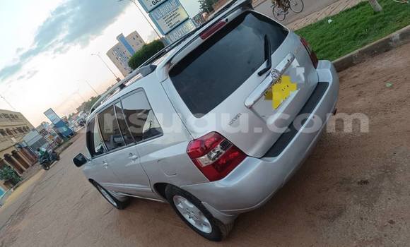 Buy Used Toyota Highlander Silver Car in Ouagadougou in Burkina Faso Buy Used Toyota Highlander Silver Car in Ouagadougou in Burkina Faso