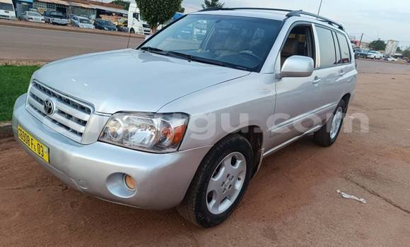 Buy Used Toyota Highlander Silver Car in Ouagadougou in Burkina Faso Buy Used Toyota Highlander Silver Car in Ouagadougou in Burkina Faso