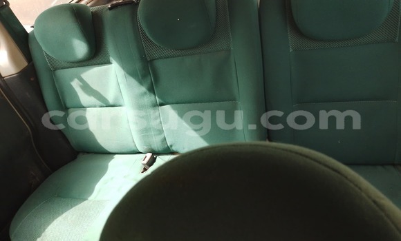 Acheter Occasion Voiture Renault Caravelle Gris à Ouagadougou, Burkina-Faso Acheter Occasion Voiture Renault Caravelle Gris à Ouagadougou, Burkina-Faso