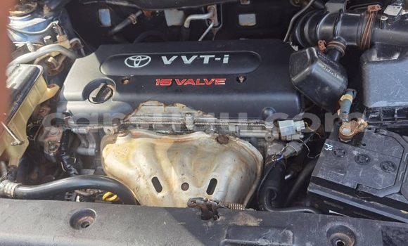 Acheter Occasion Voiture Toyota RAV4 Bleu à Ouagadougou, Burkina-Faso Acheter Occasion Voiture Toyota RAV4 Bleu à Ouagadougou, Burkina-Faso