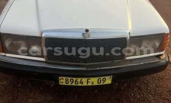 Acheter Occasion Voiture Mercedes-Benz 190 Blanc à Ouagadougou, Burkina-Faso Acheter Occasion Voiture Mercedes-Benz 190 Blanc à Ouagadougou, Burkina-Faso