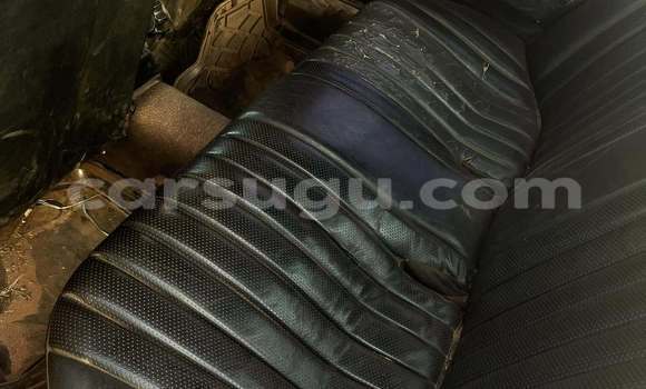 Acheter Occasion Voiture Mercedes-Benz 190 Blanc à Ouagadougou, Burkina-Faso Acheter Occasion Voiture Mercedes-Benz 190 Blanc à Ouagadougou, Burkina-Faso