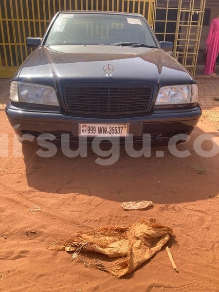 Big with watermark mercedes benz 190 burkina faso ouagadougou 11120