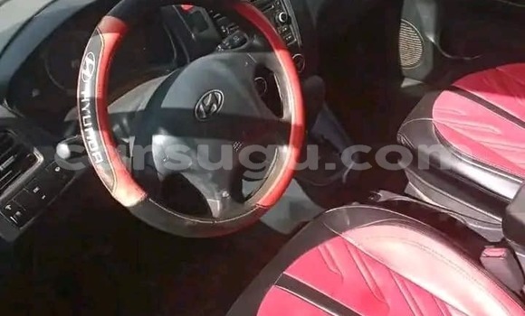 Acheter Occasion Voiture Hyundai Tucson Rouge à Ouagadougou, Burkina-Faso Acheter Occasion Voiture Hyundai Tucson Rouge à Ouagadougou, Burkina-Faso