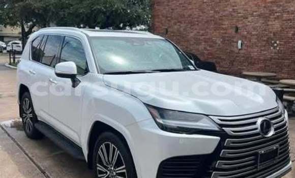 Sayi Na hannu Lexus LX Sauran Mota in Ouagadougou a Burkina Faso Sayi Na hannu Lexus LX Sauran Mota in Ouagadougou a Burkina Faso