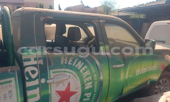 Acheter Occasion Voiture TATA Indica Blanc à Ouagadougou, Burkina-Faso Acheter Occasion Voiture TATA Indica Blanc à Ouagadougou, Burkina-Faso