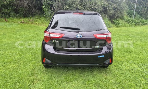 Sayi Na hannu Toyota Vitz Black Mota in Ouagadougou a Burkina Faso Sayi Na hannu Toyota Vitz Black Mota in Ouagadougou a Burkina Faso