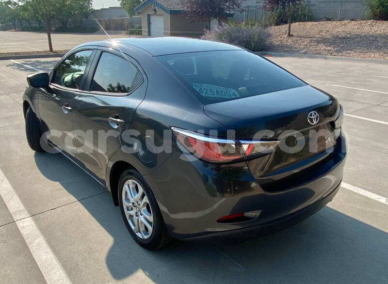 Big with watermark toyota yaris burkina faso ouagadougou 11340